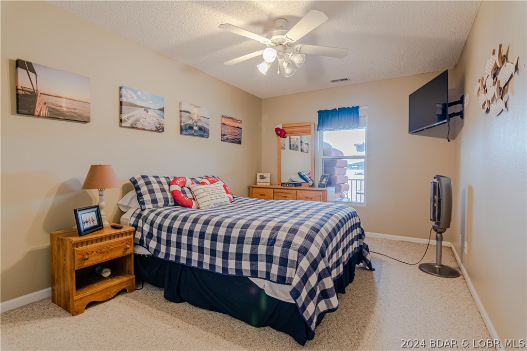 Lake Ozark, Missouri 65049, United States, 4 Bedrooms Bedrooms, ,3 BathroomsBathrooms,Residential,Contingent,50855