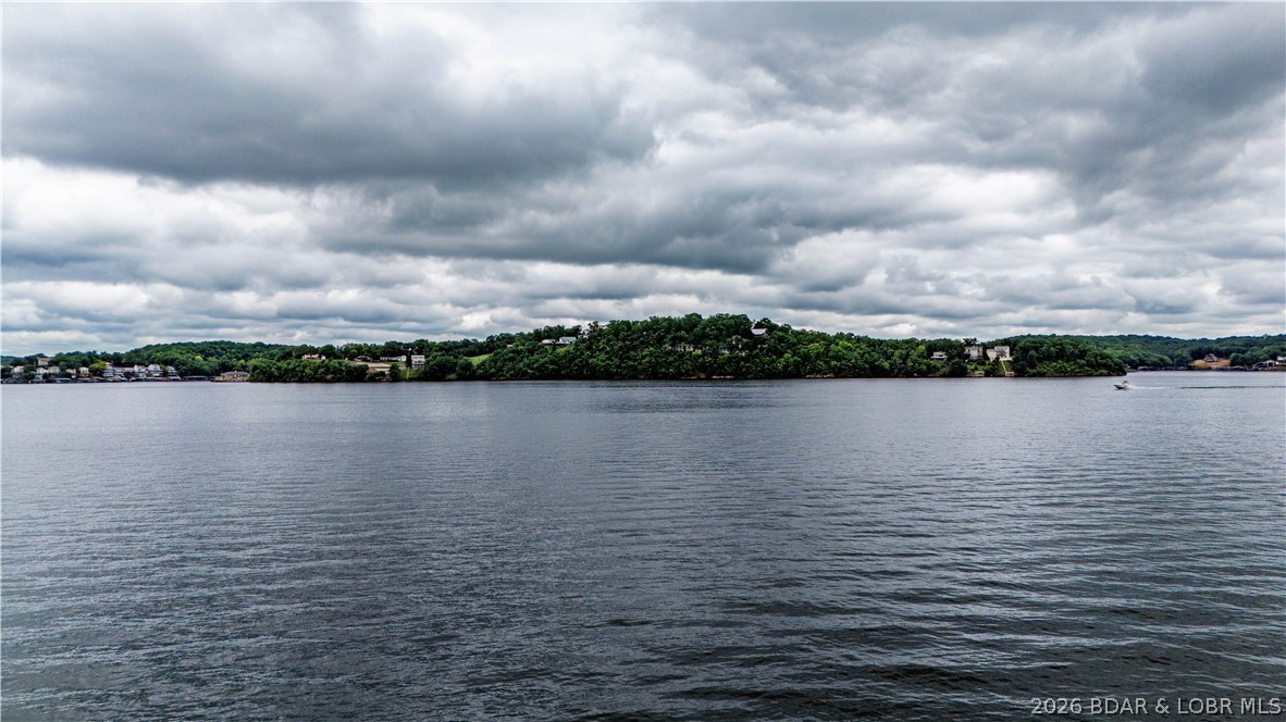 Horseshoe Bend # 10 - Land