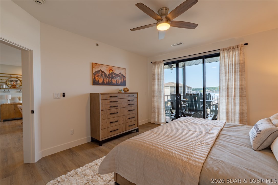 Robins at the Waters Edge Condominium - Residential