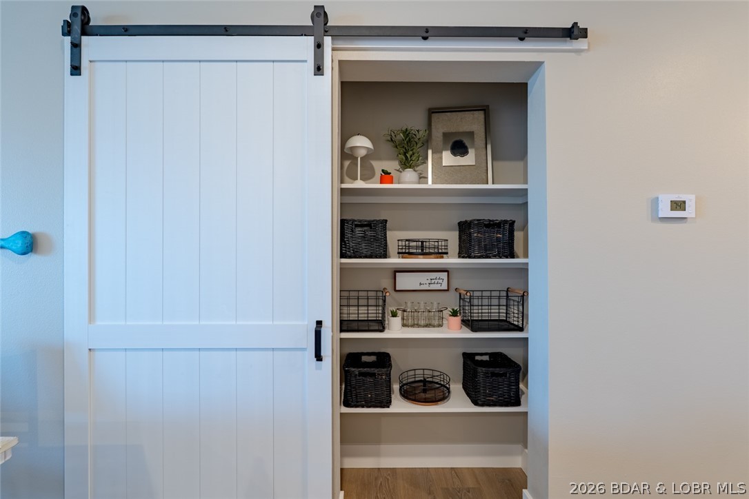 Robins at the Waters Edge Condominium - Residential