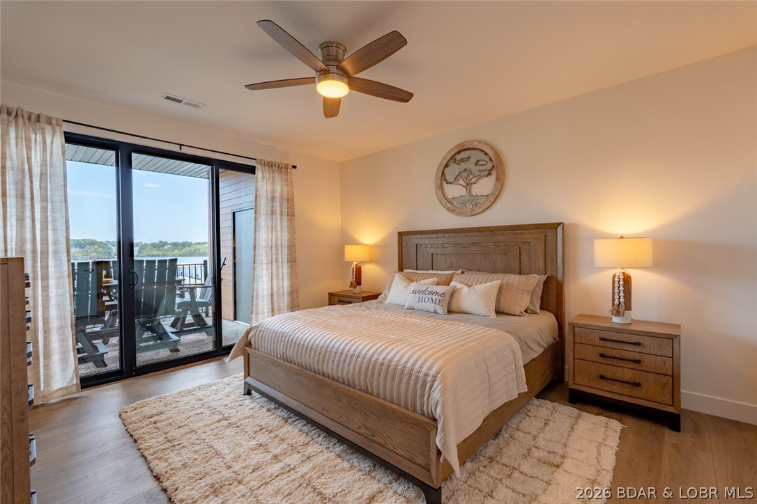 Robins at the Waters Edge Condominium - Residential