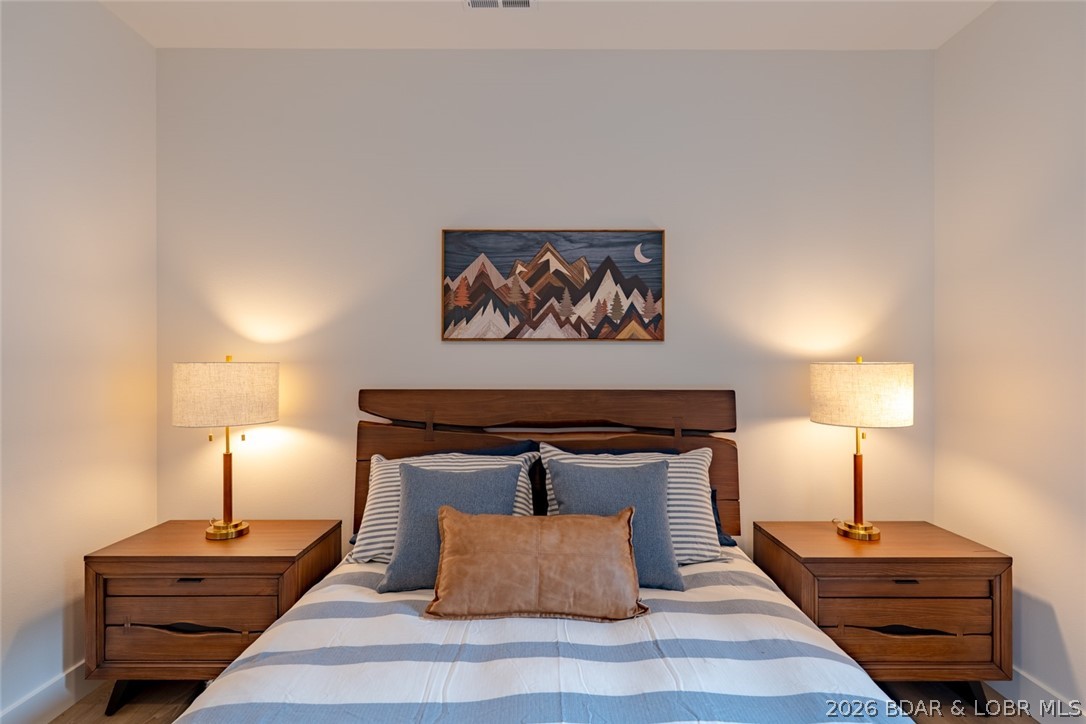 Robins at the Waters Edge Condominium - Residential