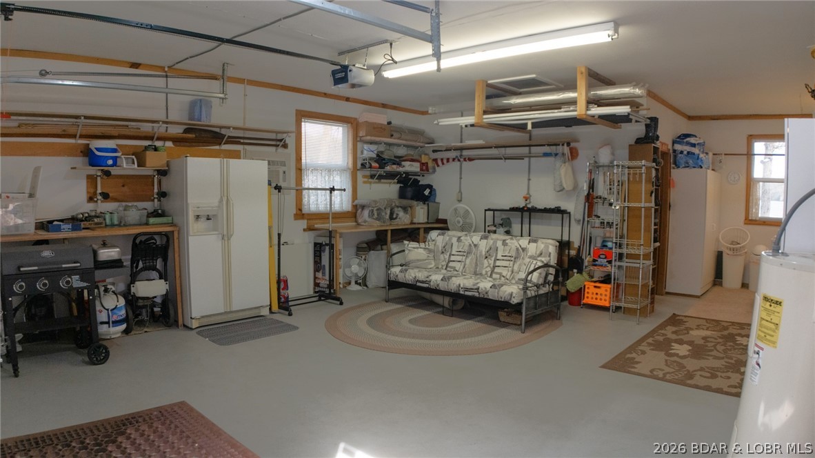 Golden Goose - Residential