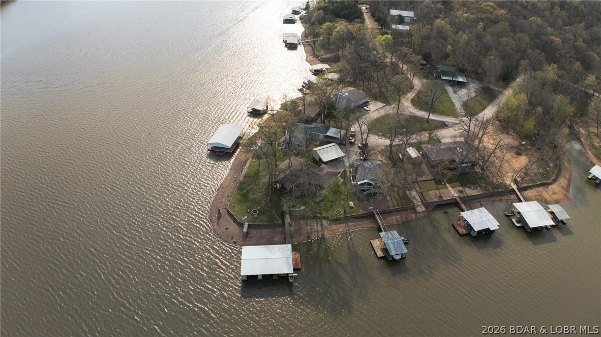 Golden Goose - Residential