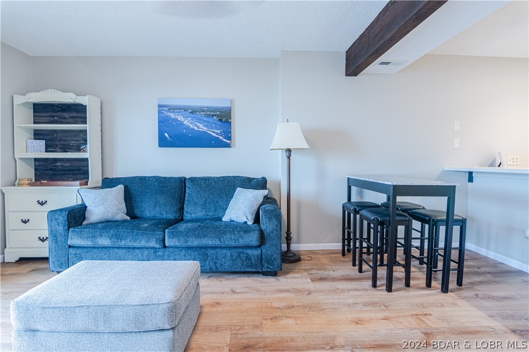 Lake Ozark, Missouri 65049, United States, 1 Bedroom Bedrooms, ,1 BathroomBathrooms,Residential,Contingent,57348