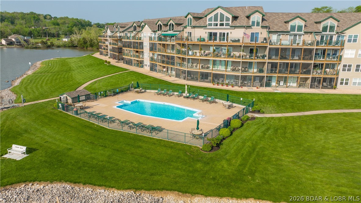 Cedar Glen Condominium - Residential