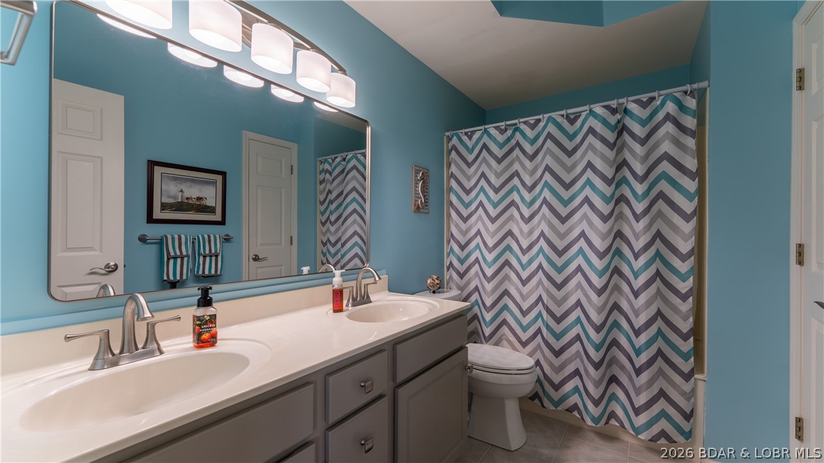 Cedar Glen Condominium - Residential