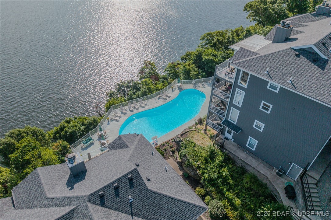 Windsor Bay Condominium - Residential