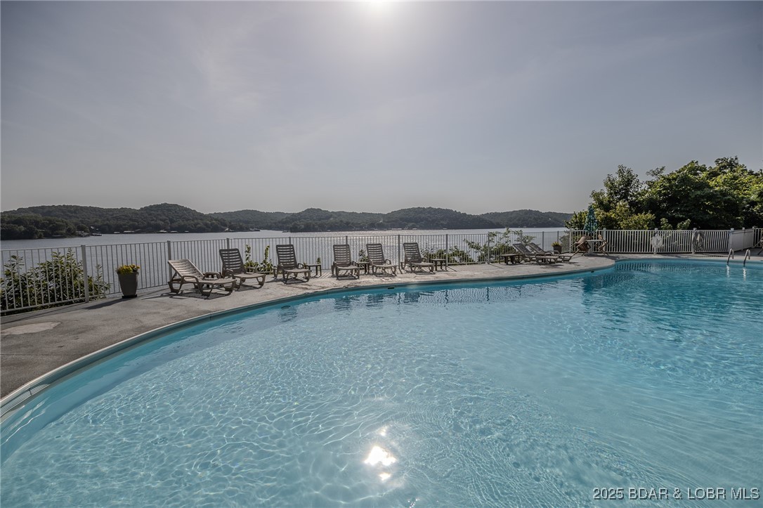 Windsor Bay Condominium - Residential