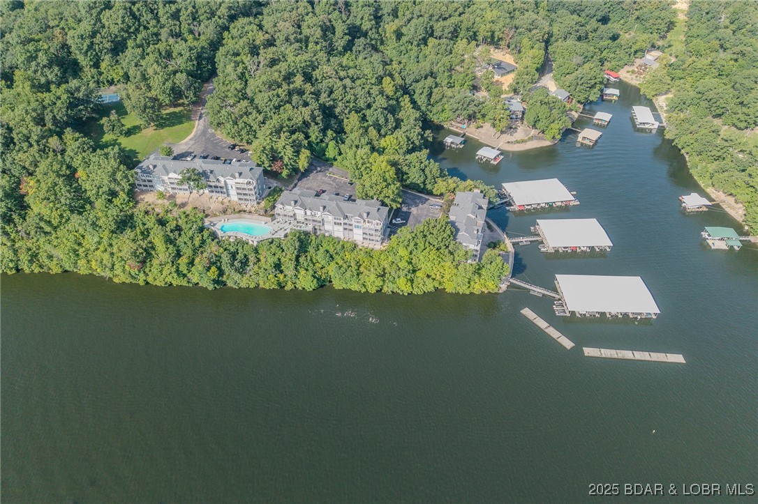 Windsor Bay Condominium - Residential