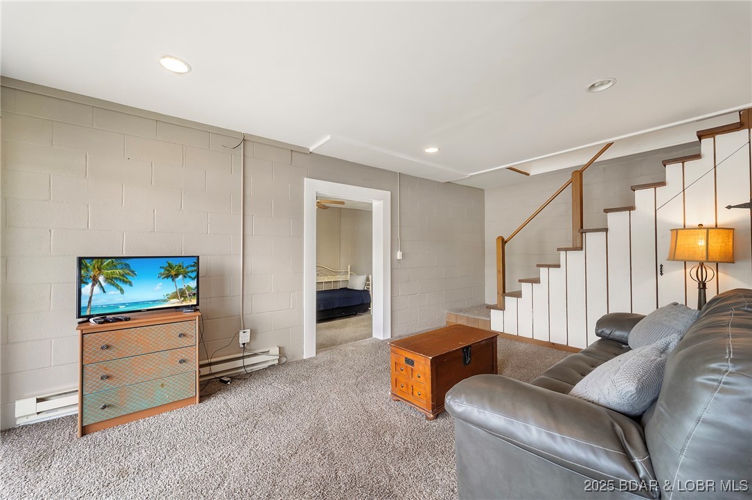 Pleasant Valley Acres - Residential