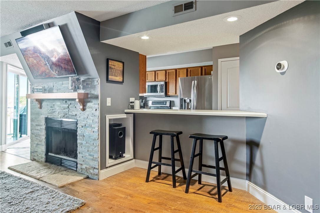 Lake Ozark, Missouri 65049, United States, 3 Bedrooms Bedrooms, ,2 BathroomsBathrooms,Residential,Active,128050