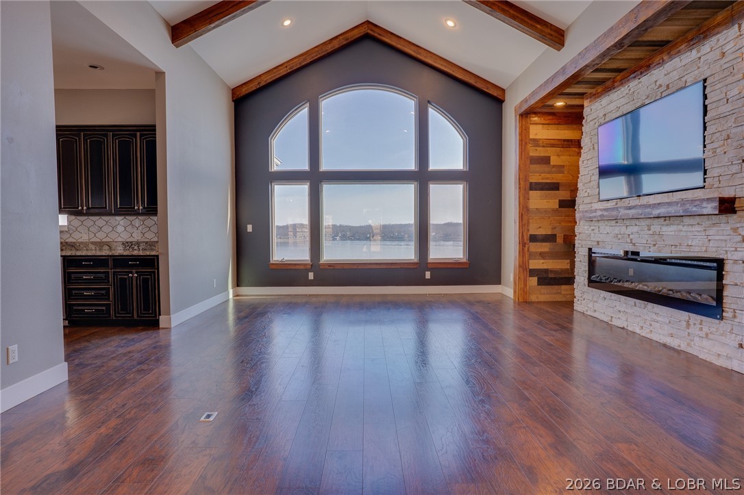 Palisades Point #5 - Residential