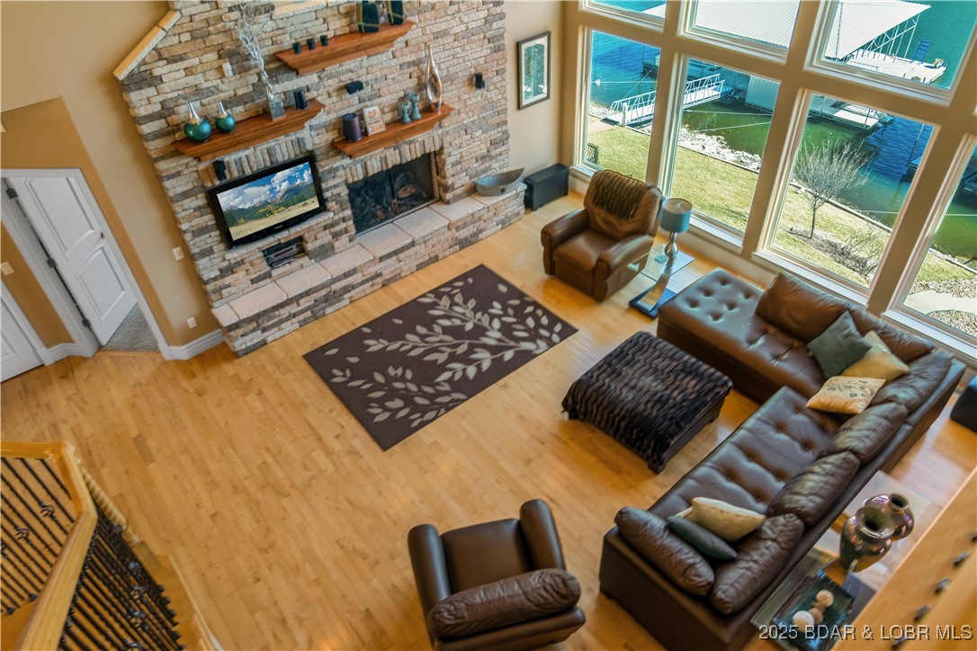 Villages, Missouri 65079, United States, 8 Bedrooms Bedrooms, ,7 BathroomsBathrooms,Residential,Active,83133