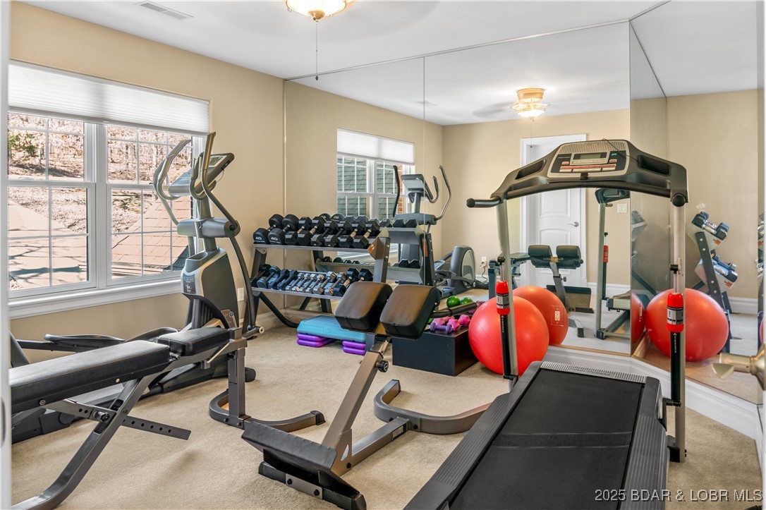 Villages, Missouri 65079, United States, 8 Bedrooms Bedrooms, ,7 BathroomsBathrooms,Residential,Active,83133