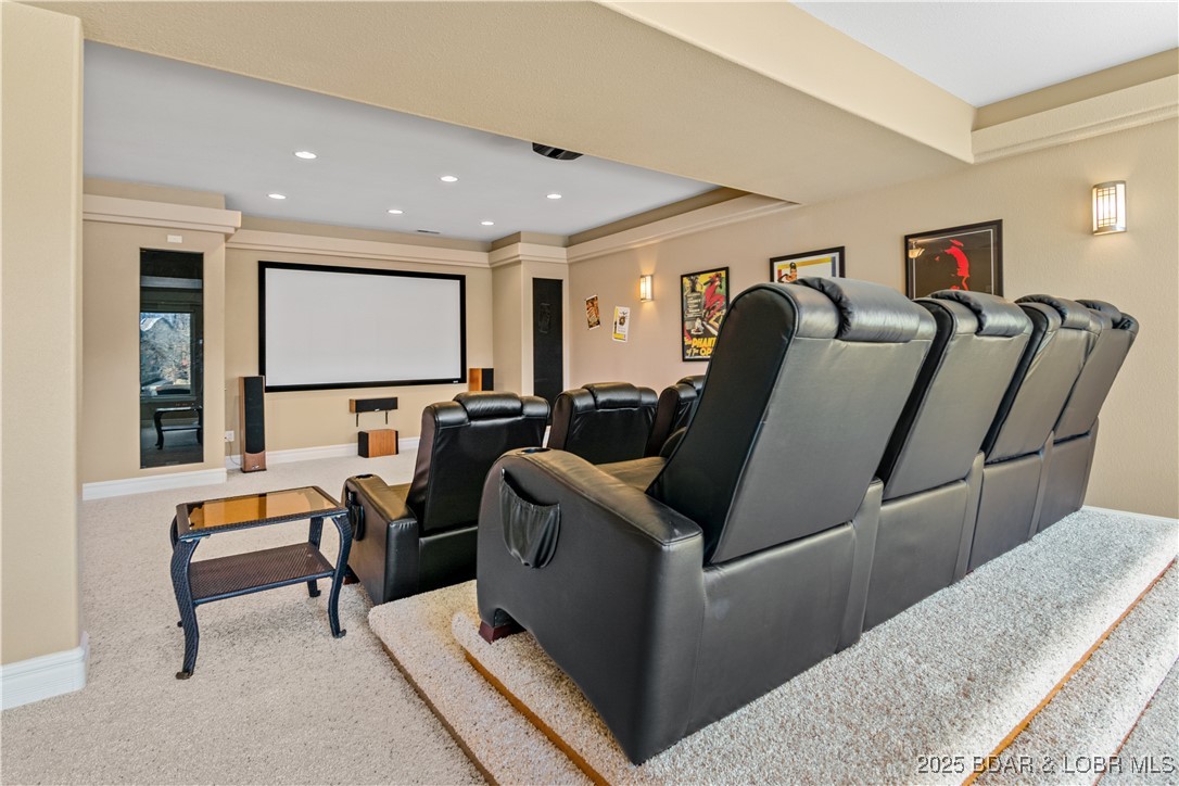 Villages, Missouri 65079, United States, 8 Bedrooms Bedrooms, ,7 BathroomsBathrooms,Residential,Active,83133