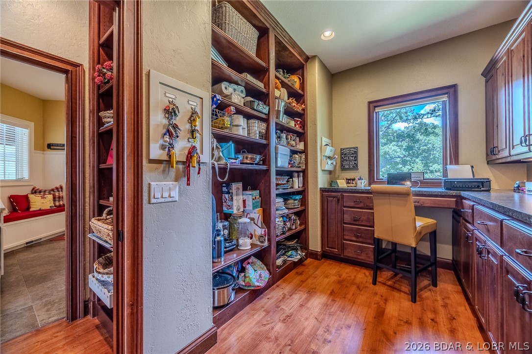 Harl & Walter Sub - Residential