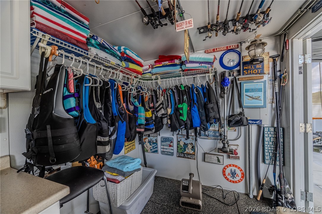 Harl & Walter Sub - Residential