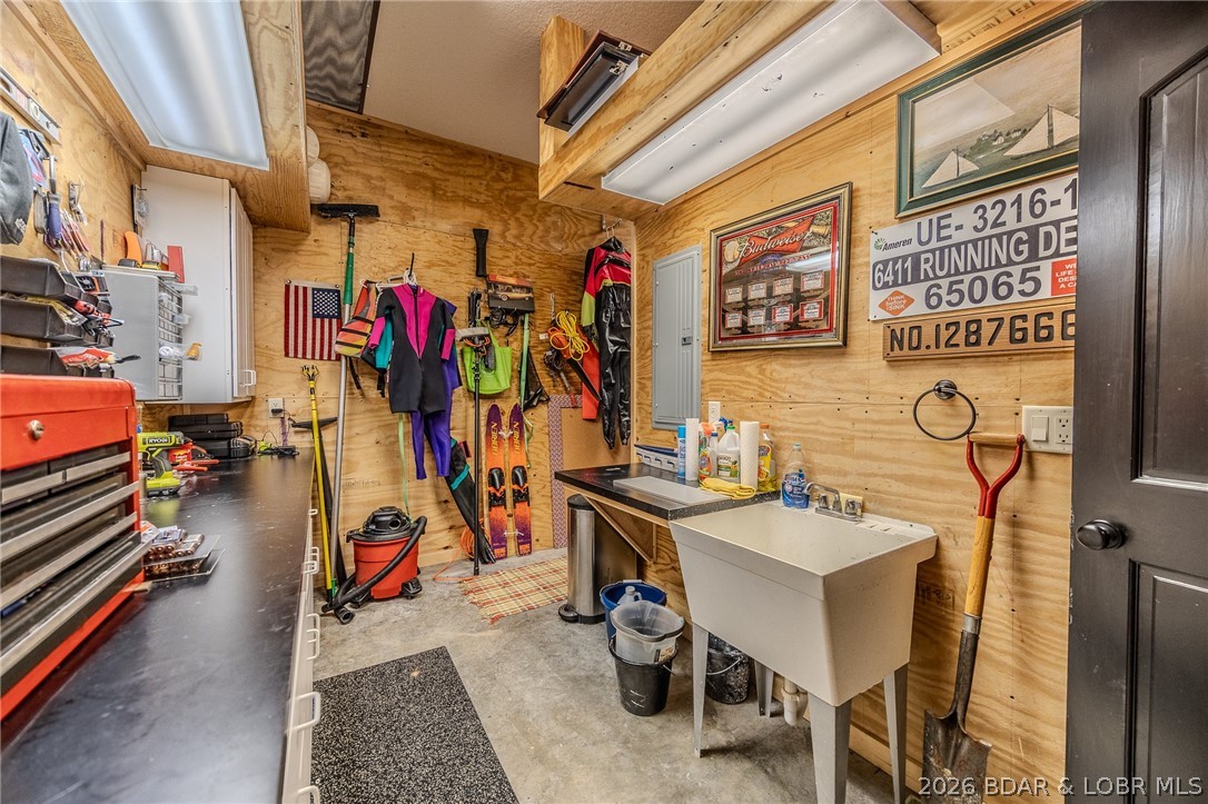 Harl & Walter Sub - Residential