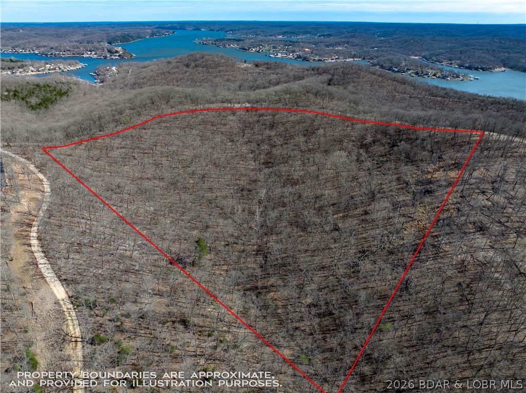 Lake Horizons - Land