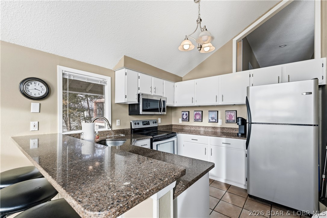 Tan-Tar-A Estates - Residential