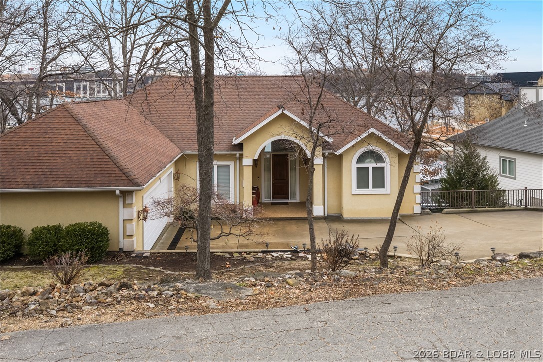 La Riva Est - Residential