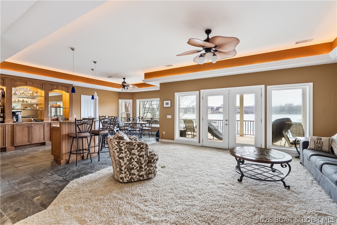 La Riva Est - Residential