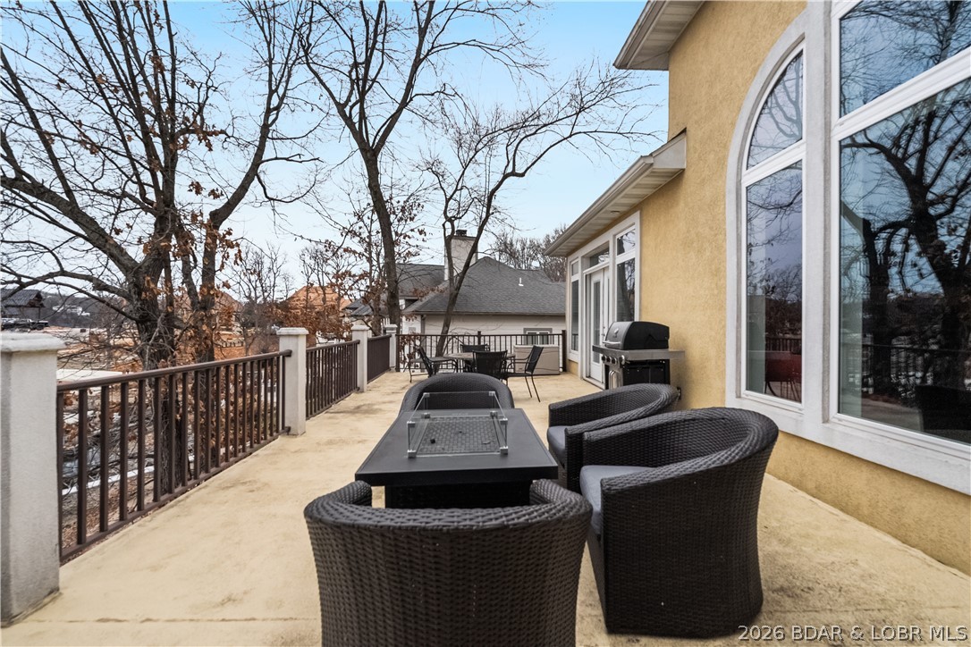 La Riva Est - Residential