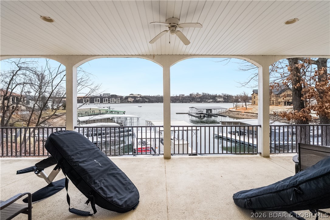 La Riva Est - Residential