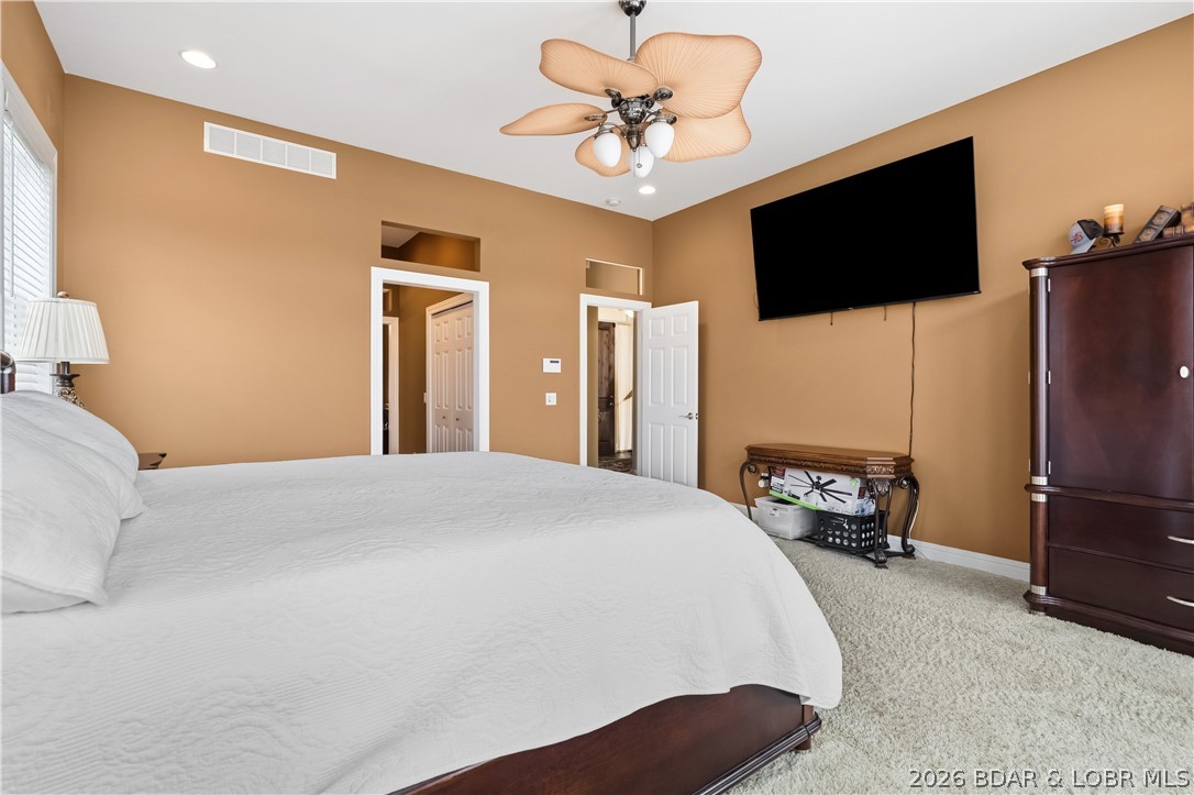 La Riva Est - Residential