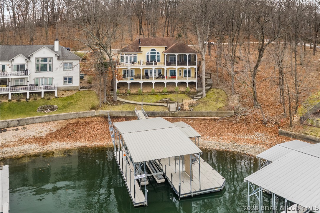 La Riva Est - Residential