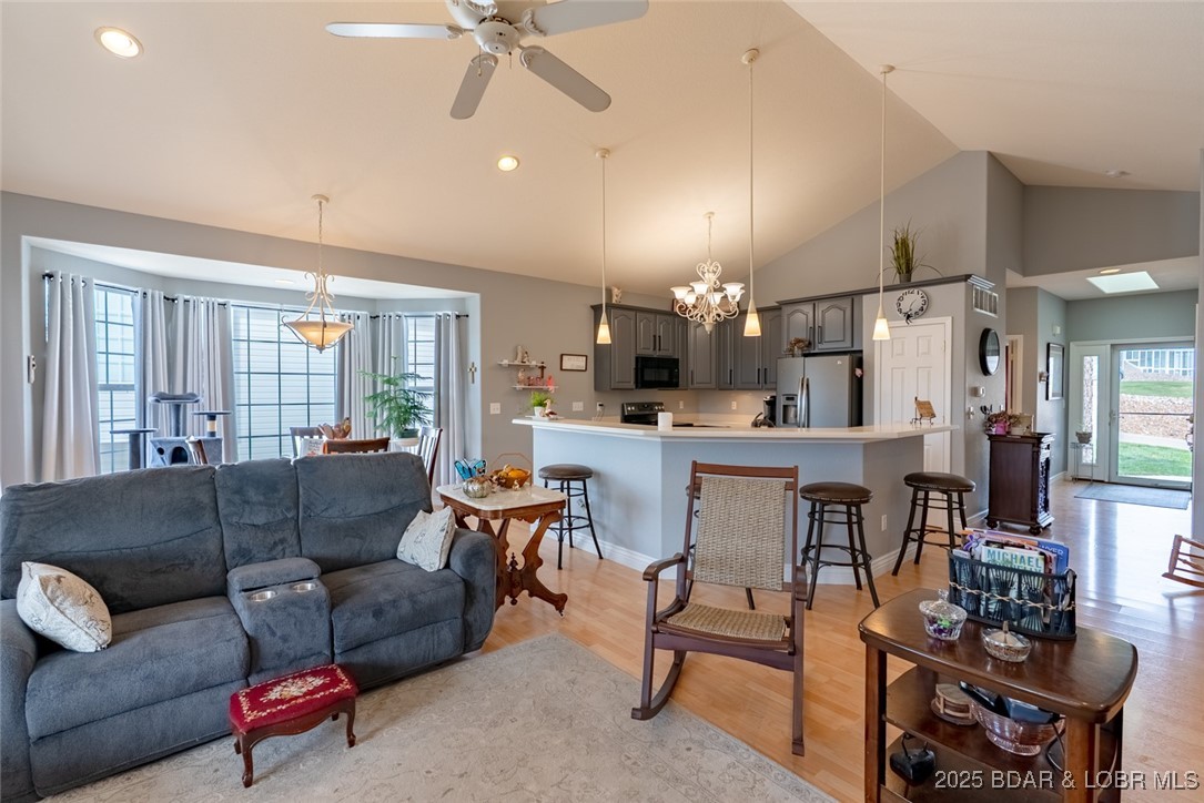 Villas at Grand Glaize - Residential