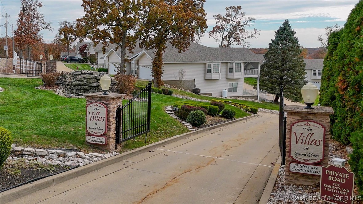 Villas at Grand Glaize - Residential