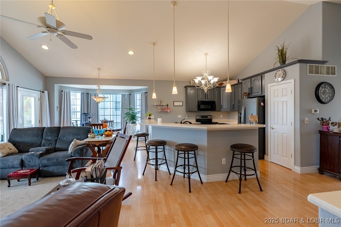 Villas at Grand Glaize - Residential