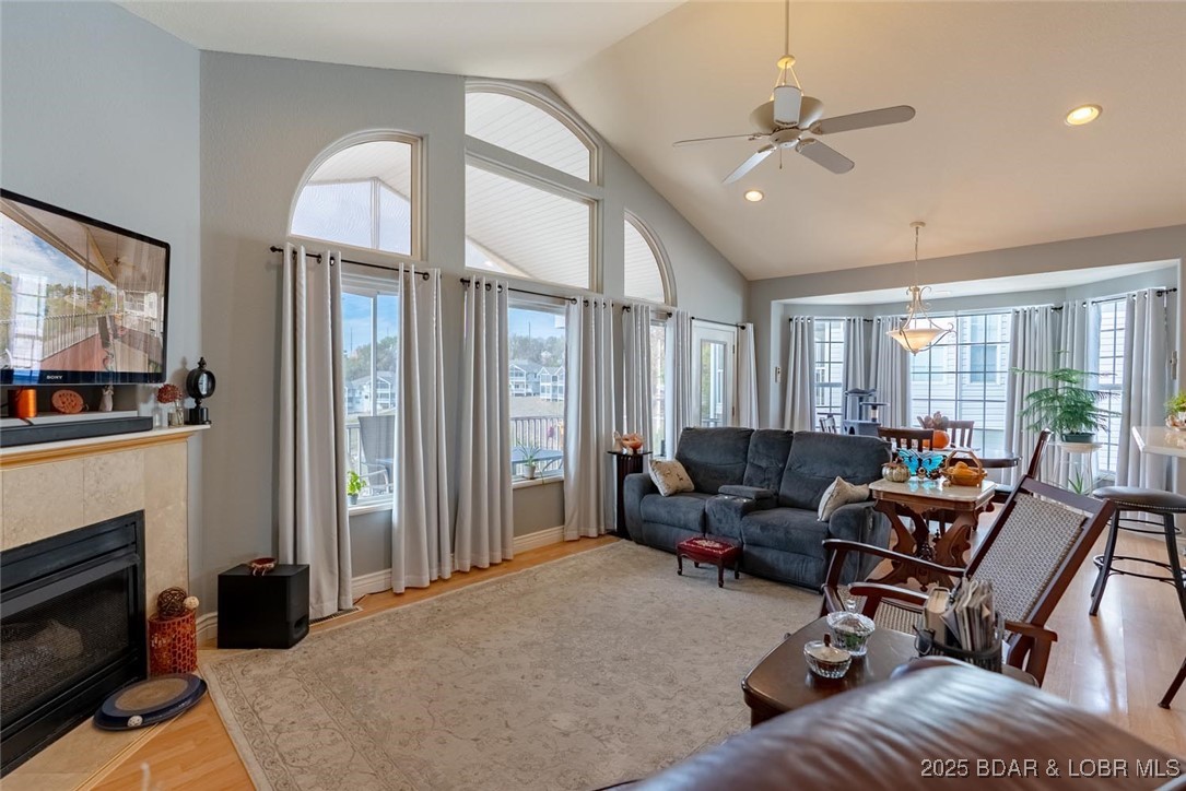 Villas at Grand Glaize - Residential