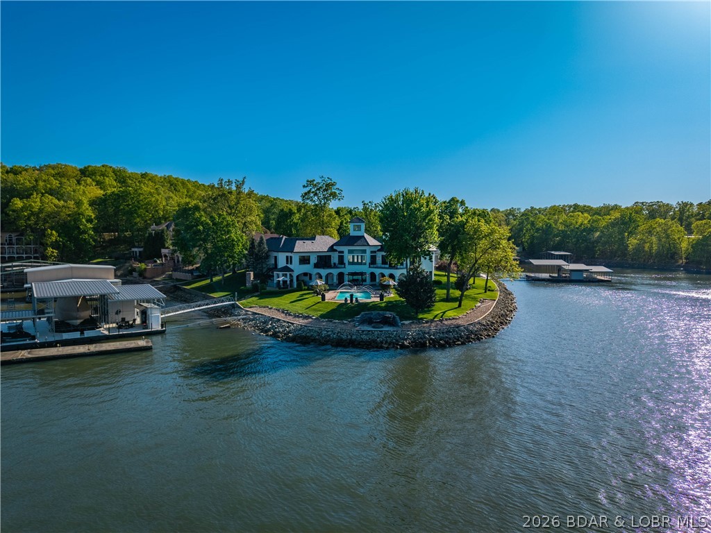 La Riva Est - Residential