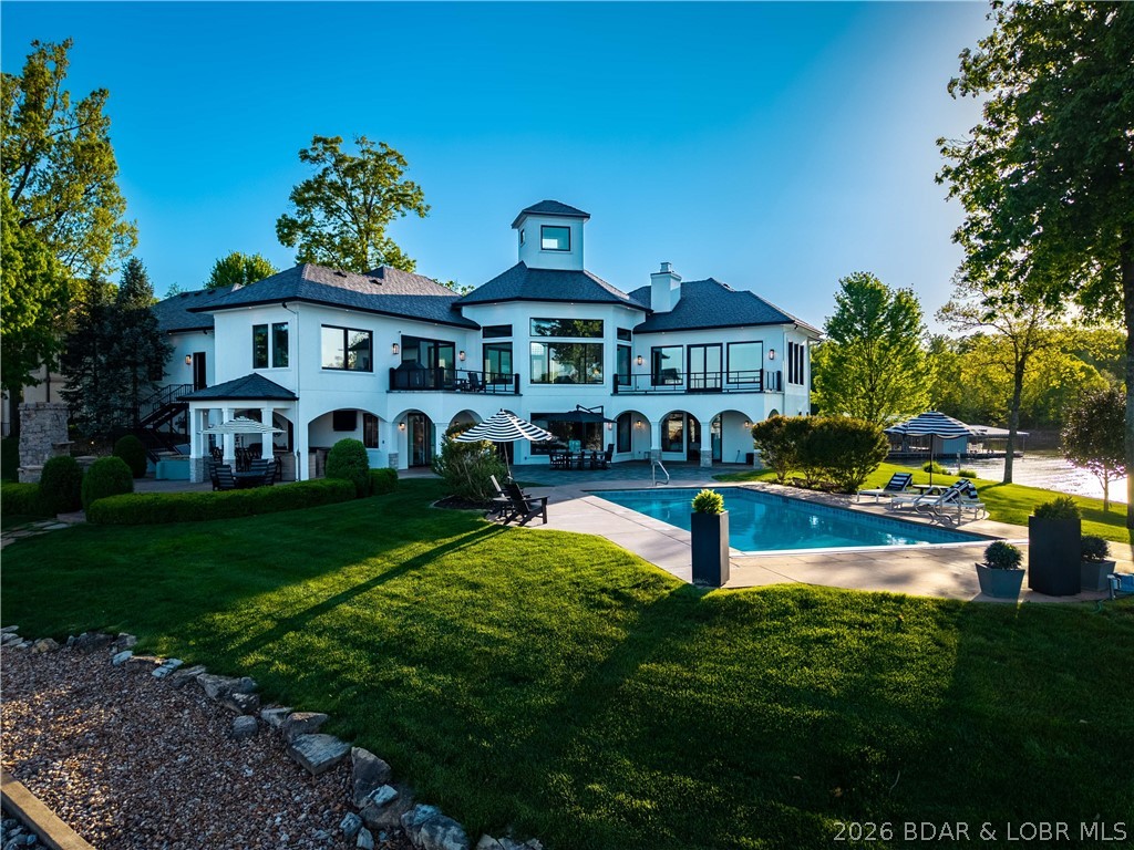 La Riva Est - Residential