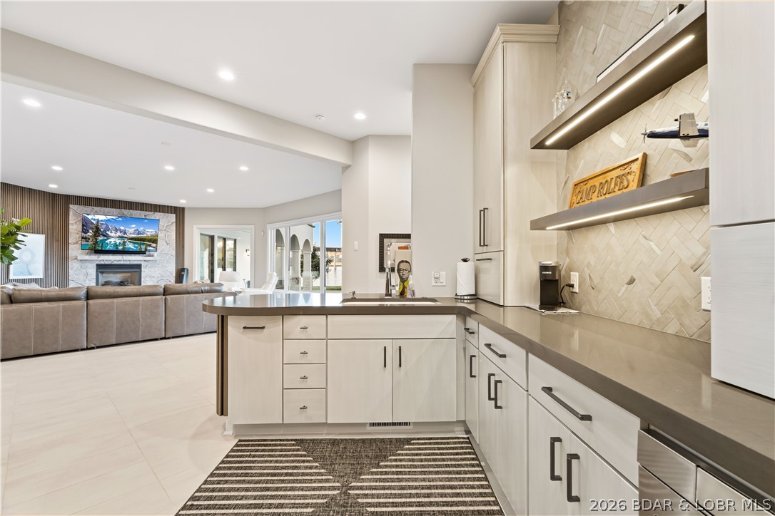 La Riva Est - Residential