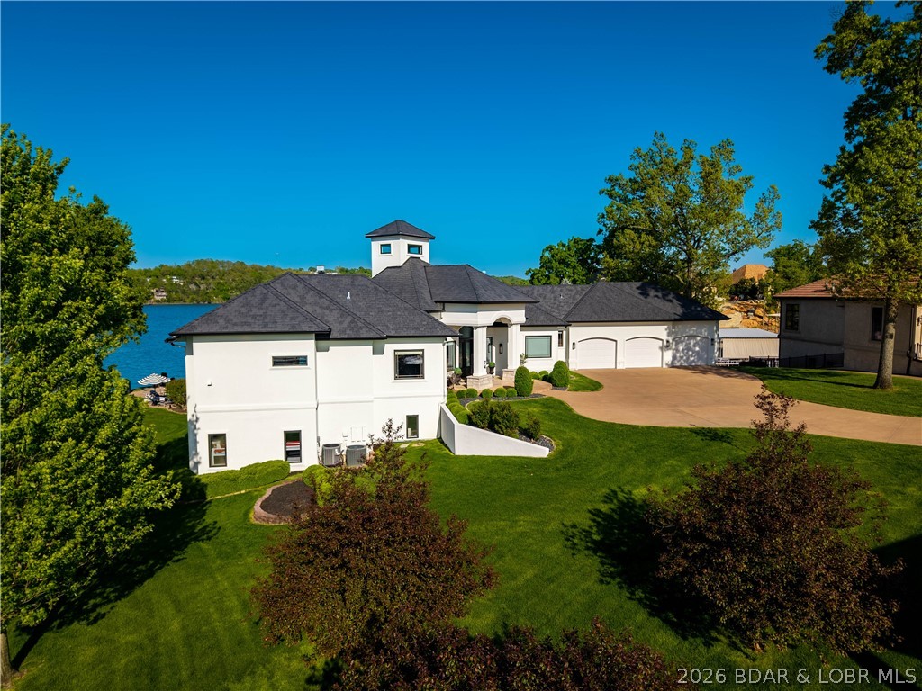 La Riva Est - Residential