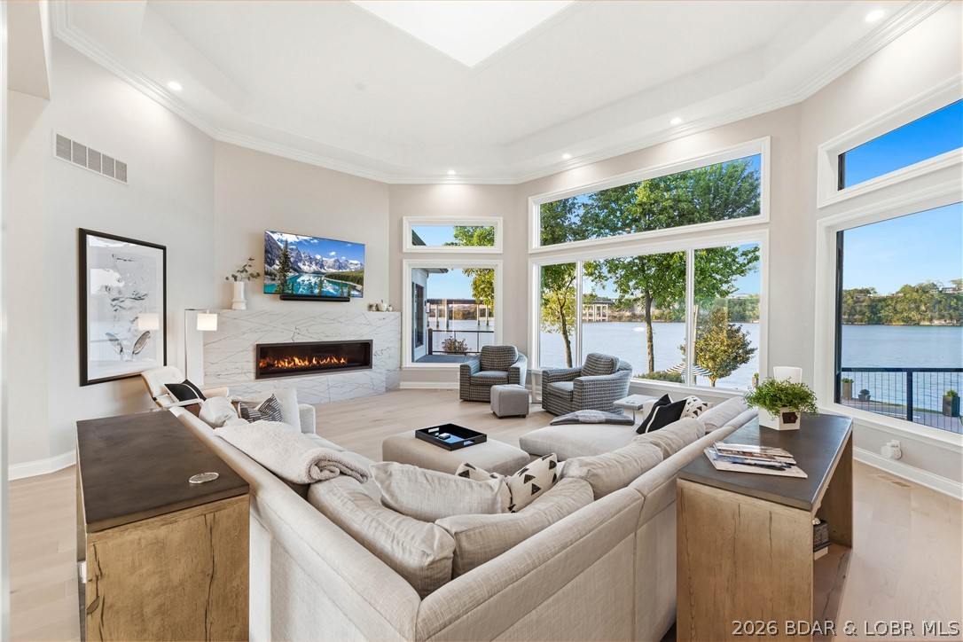 La Riva Est - Residential
