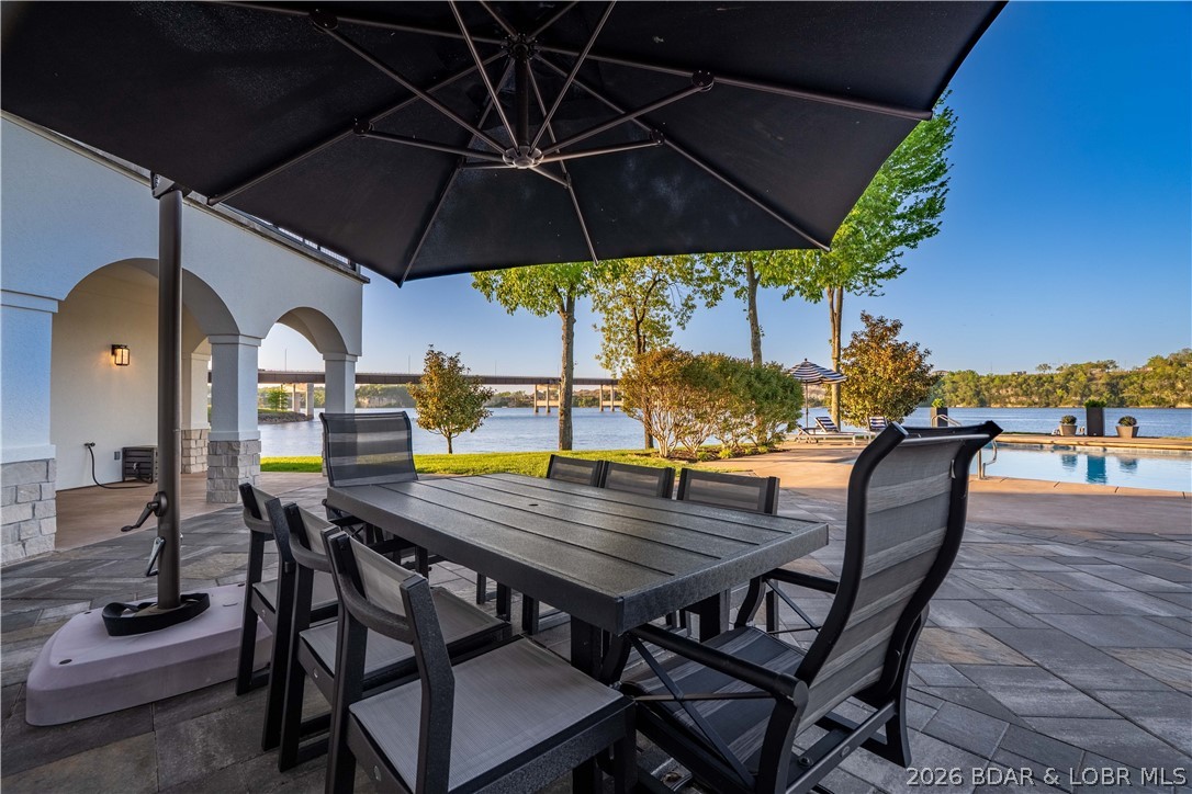 La Riva Est - Residential