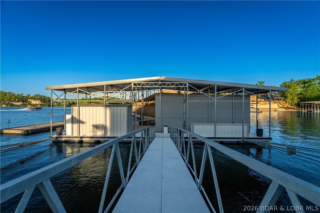 La Riva Est - Residential