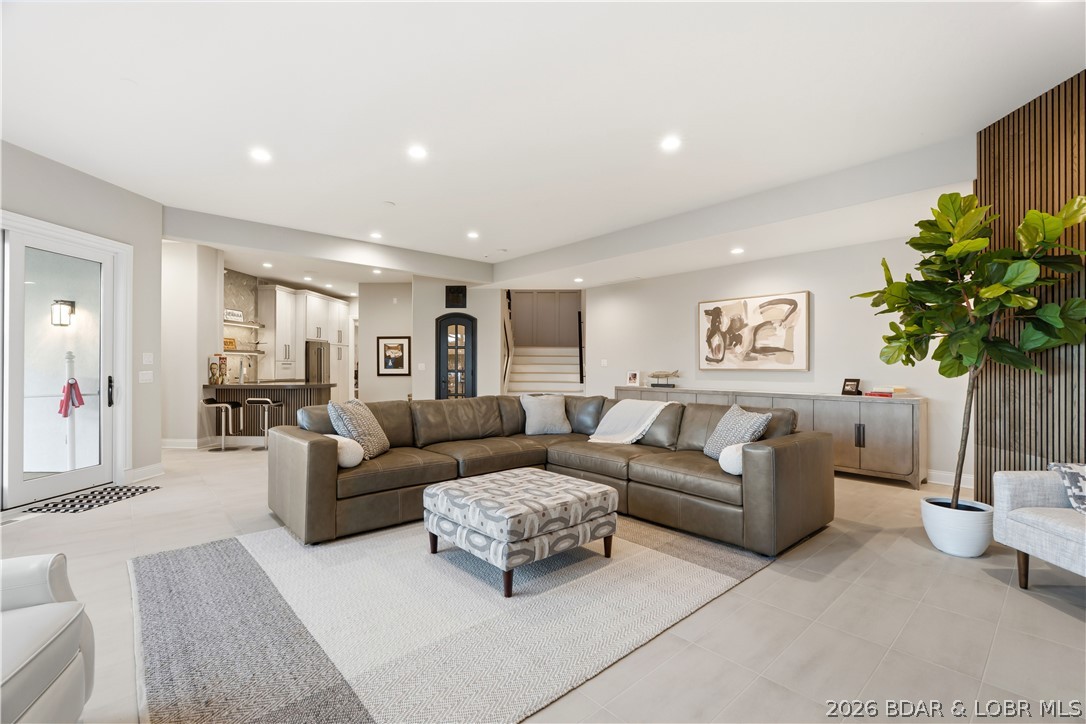 La Riva Est - Residential