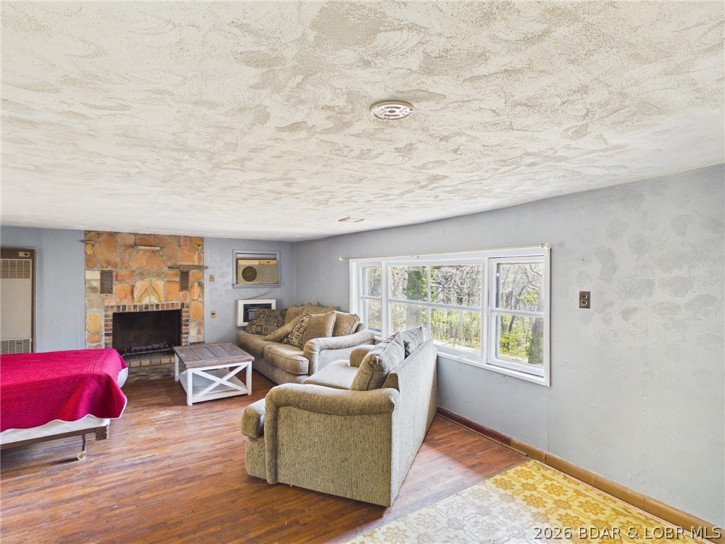 Ivy Bend - Residential