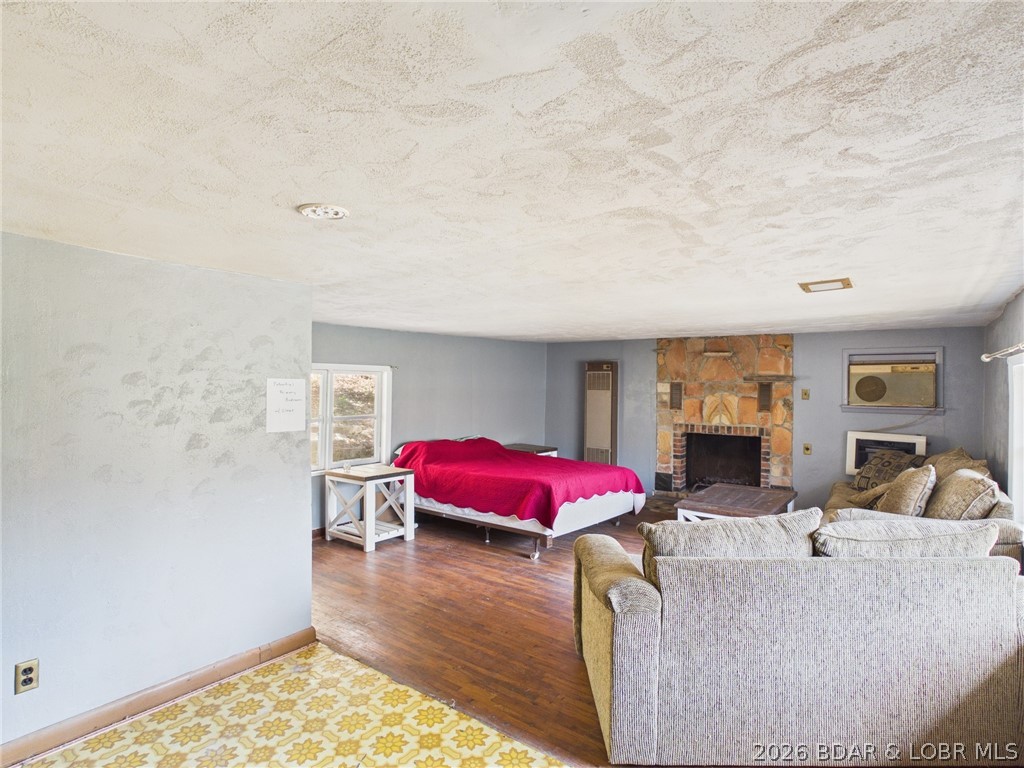 Ivy Bend - Residential