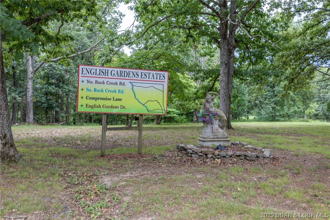 English Garden On Lk - Land