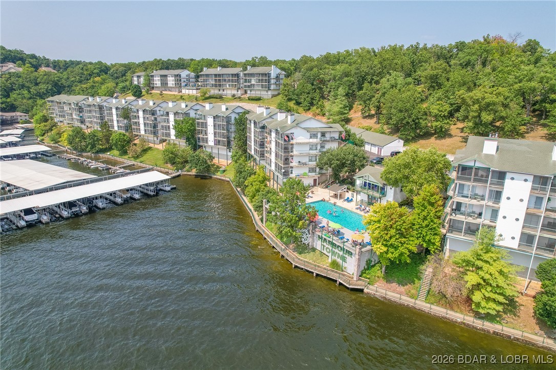 Harbour Towne Condominium - Residential