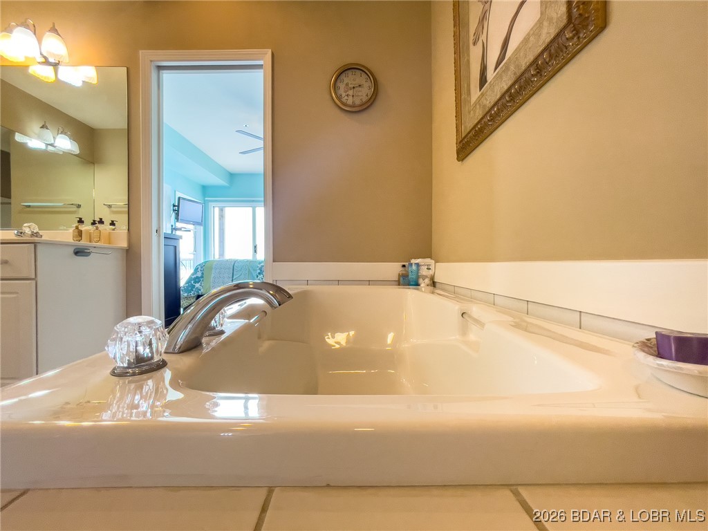 Harbour Towne Condominium - Residential