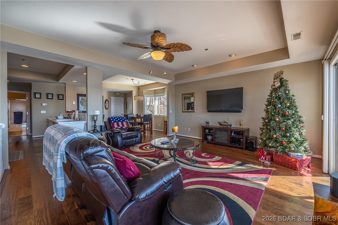 Harbour Towne Condominium - Residential