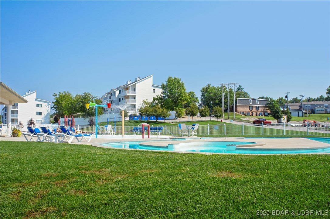 Osage Beach, Missouri 65065, United States, 3 Bedrooms Bedrooms, ,2 BathroomsBathrooms,Residential,Active,198530